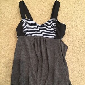 Lululemon tank with built in sports bra